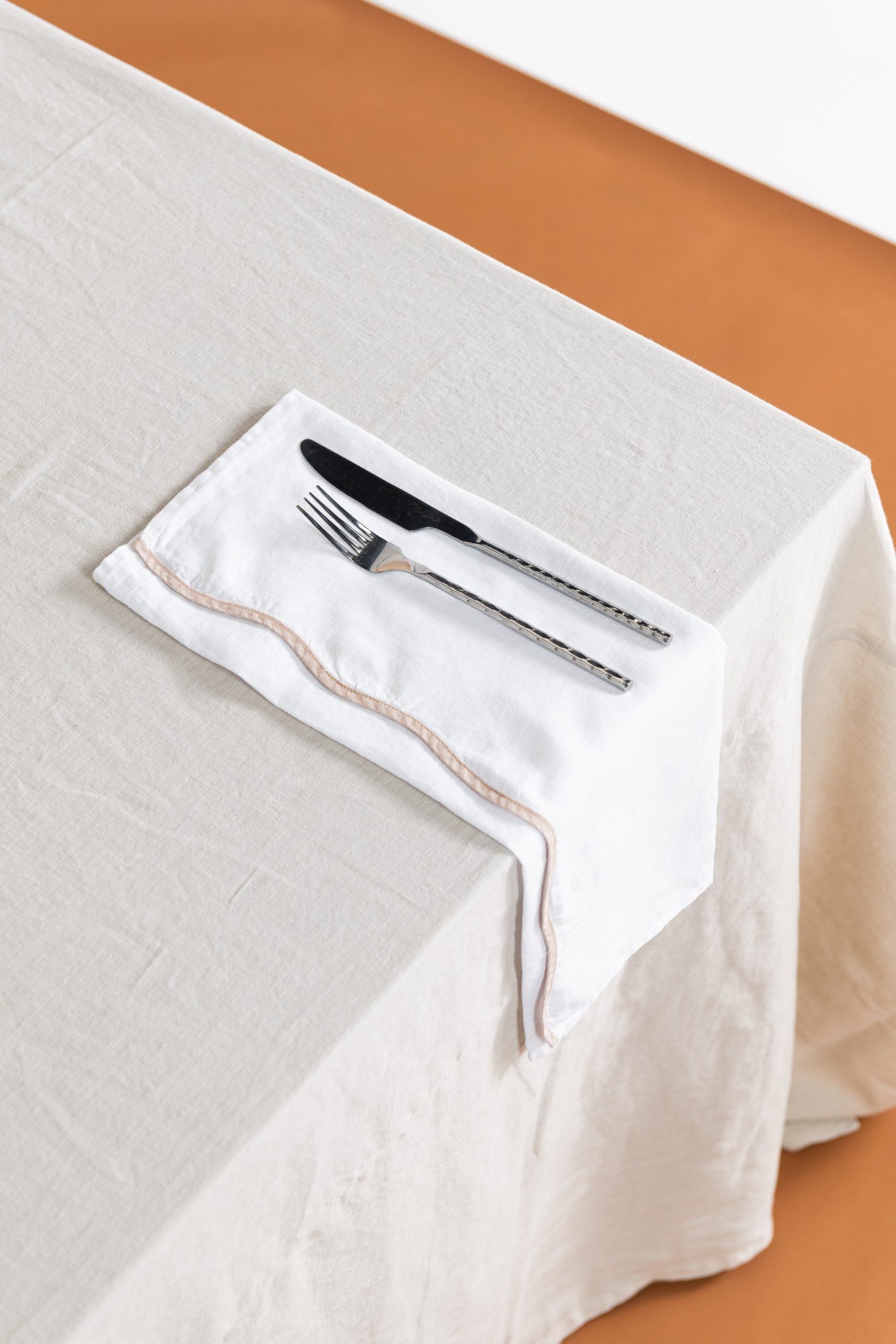 Napkins - Scallop Hem - White w/Sand Hem image 0