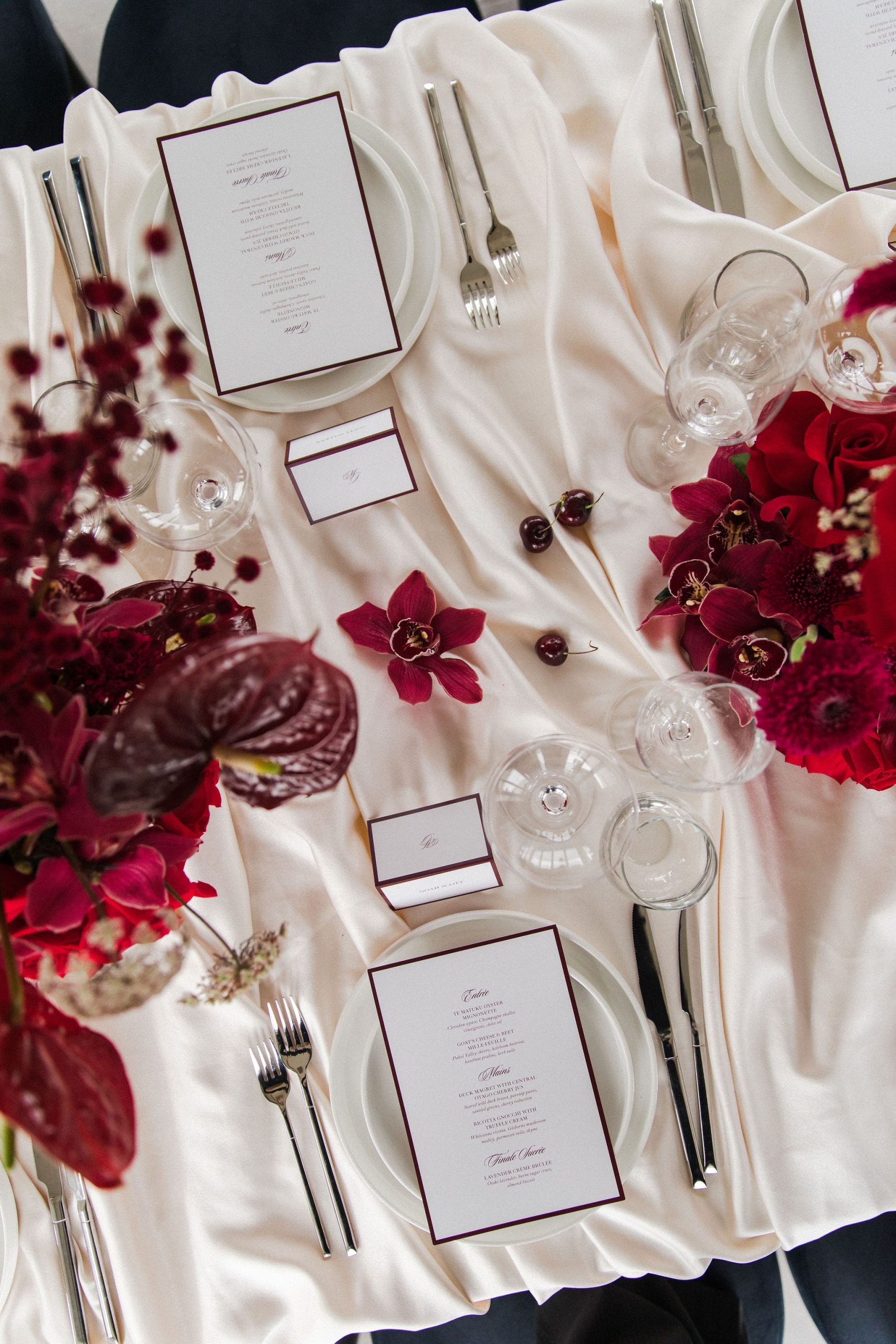 Rectangle Tablecloth - High Sheen Satin Butter - 270cm x 400cm image 2