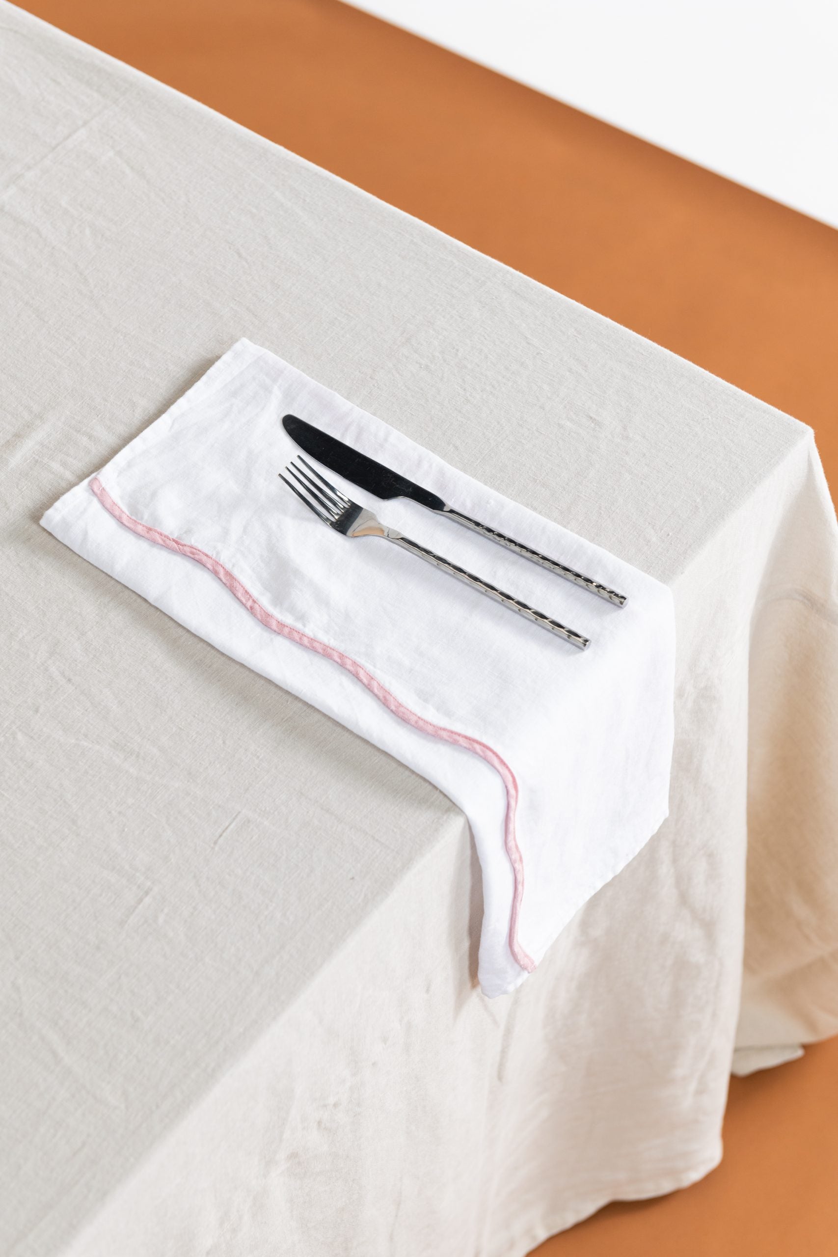 Napkin - Scallop Hem - White w Pink Hem image 0