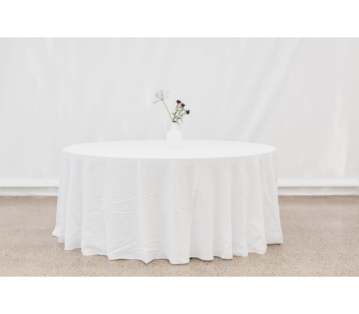 Round Tablecloth - White image 0