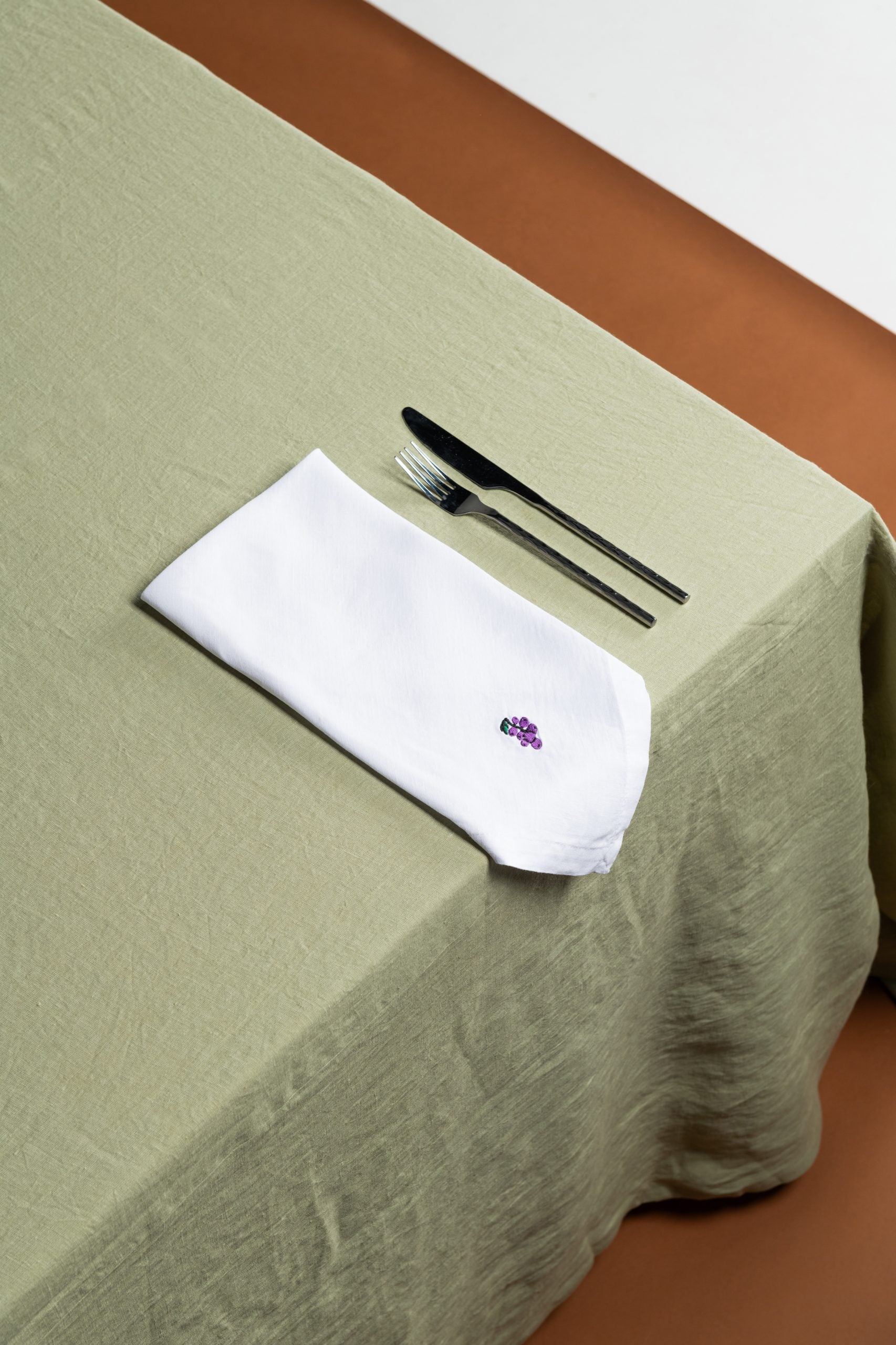 Napkin - White with Assorted Fruit Embroidery image 1