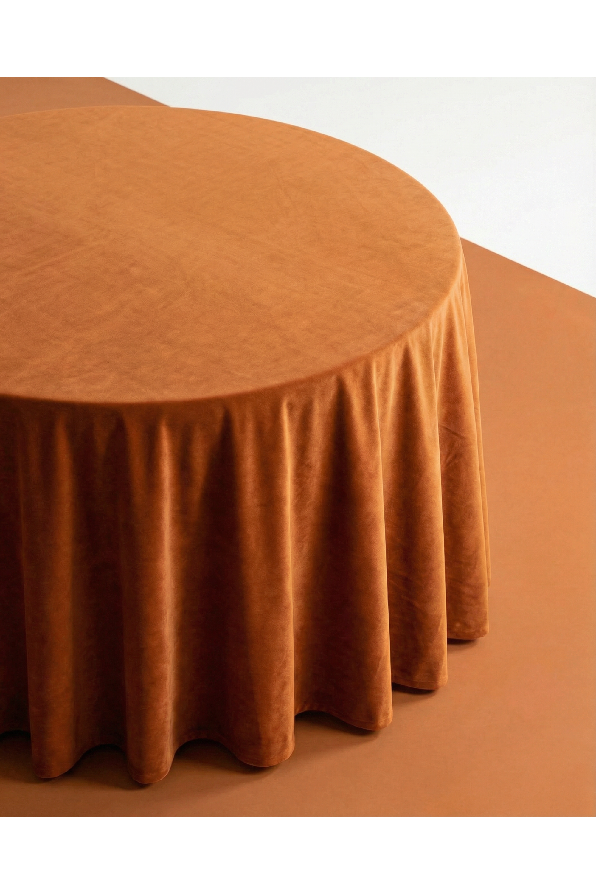 Round Feature Cloth – Tiered Tulle 2