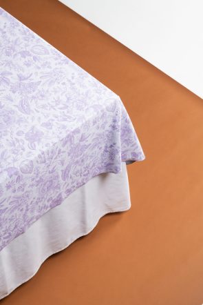 TBLE_Wisteria Garden Print, 250 x 250 tabletopper